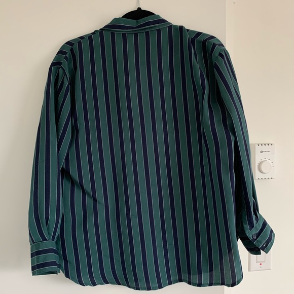 Silk Shirt - Picture 3 of 3